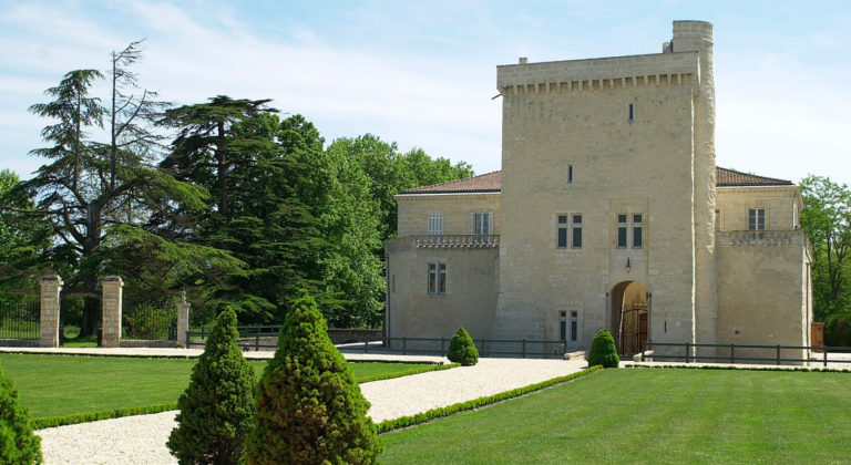 Château la Tour Carnet