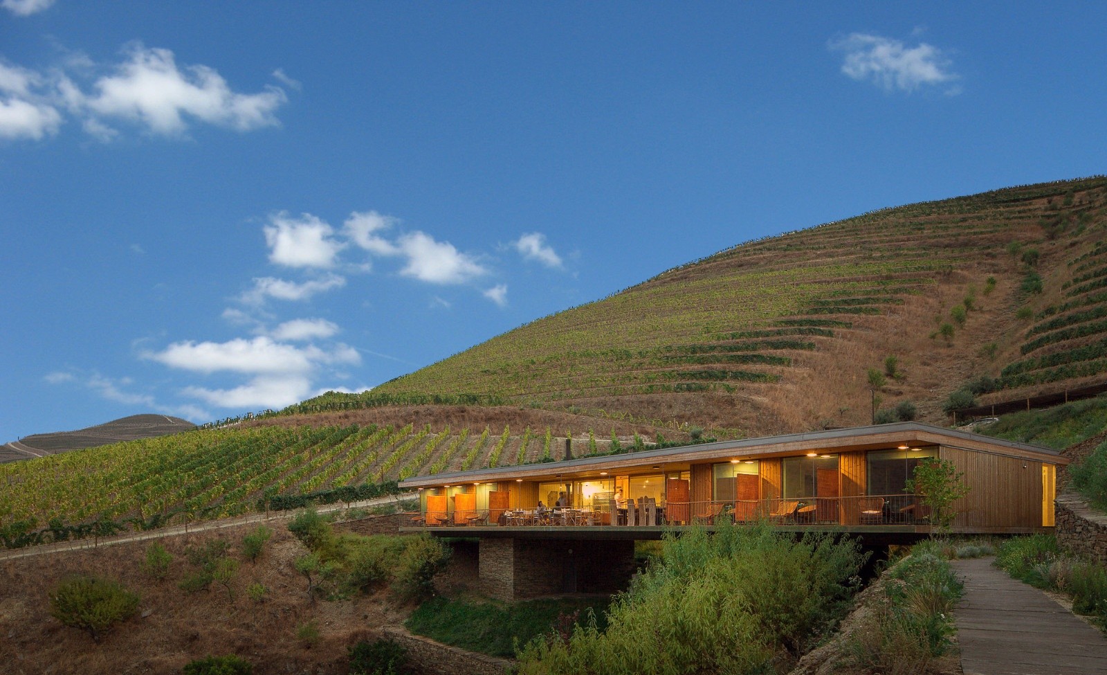 Douro Valley stands out for its amazing landscape and architecture marvels