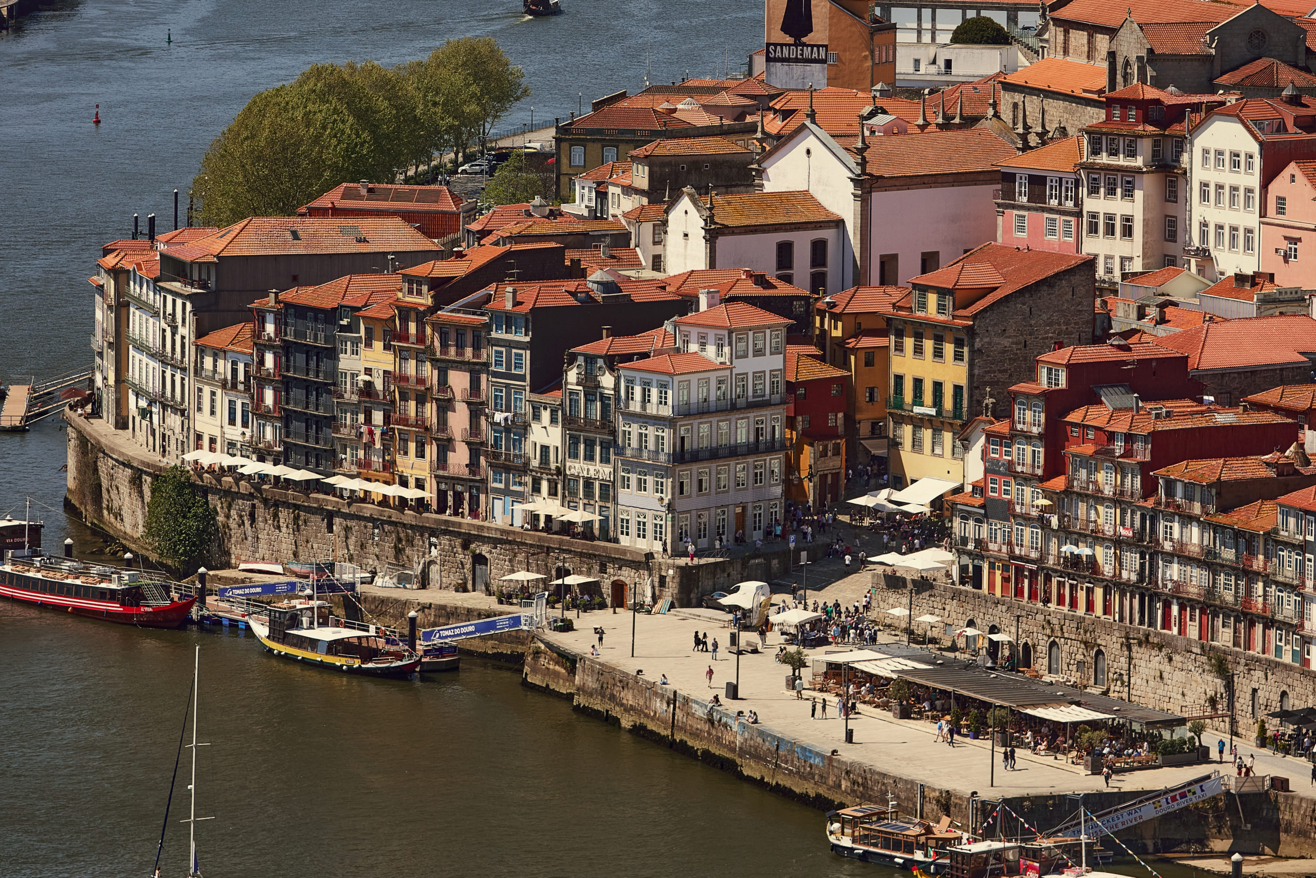 9 Unique experiences in the fascinating city of Porto